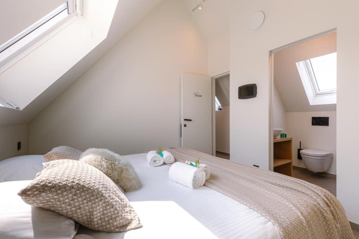 Huswell - Tosca - Lovely Double Room At Ranch De Blauwe Zaal ブルージュ エクステリア 写真